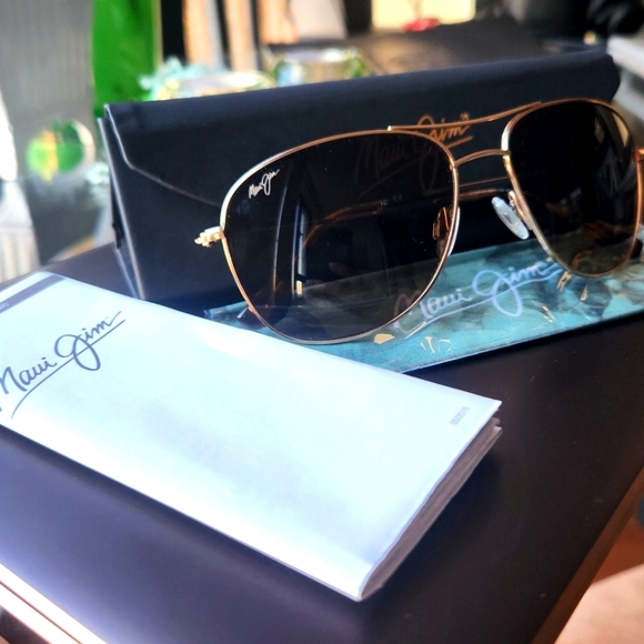 Maui Jim sunglasses - Picture 6 of 6